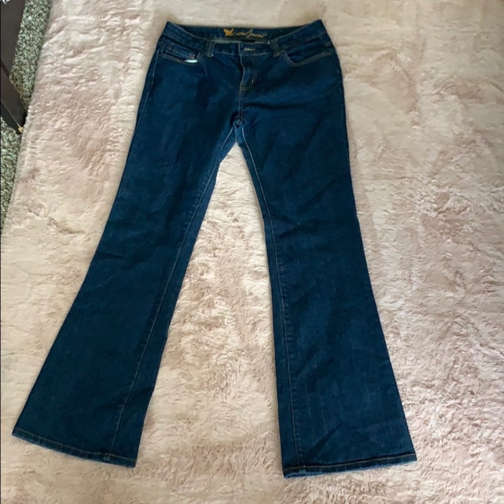 Women’s blue jeans